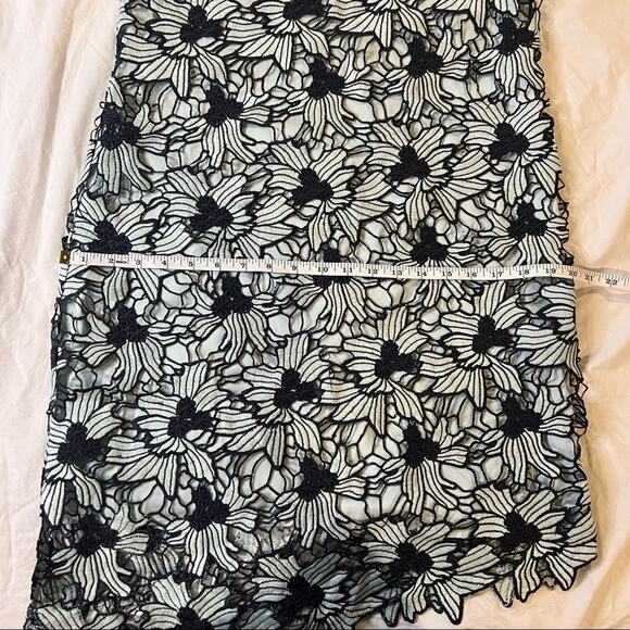 BB Dakota RSVP Floral Lace Asymmetrical Hem Dress size S blue - Picture 8 of 9